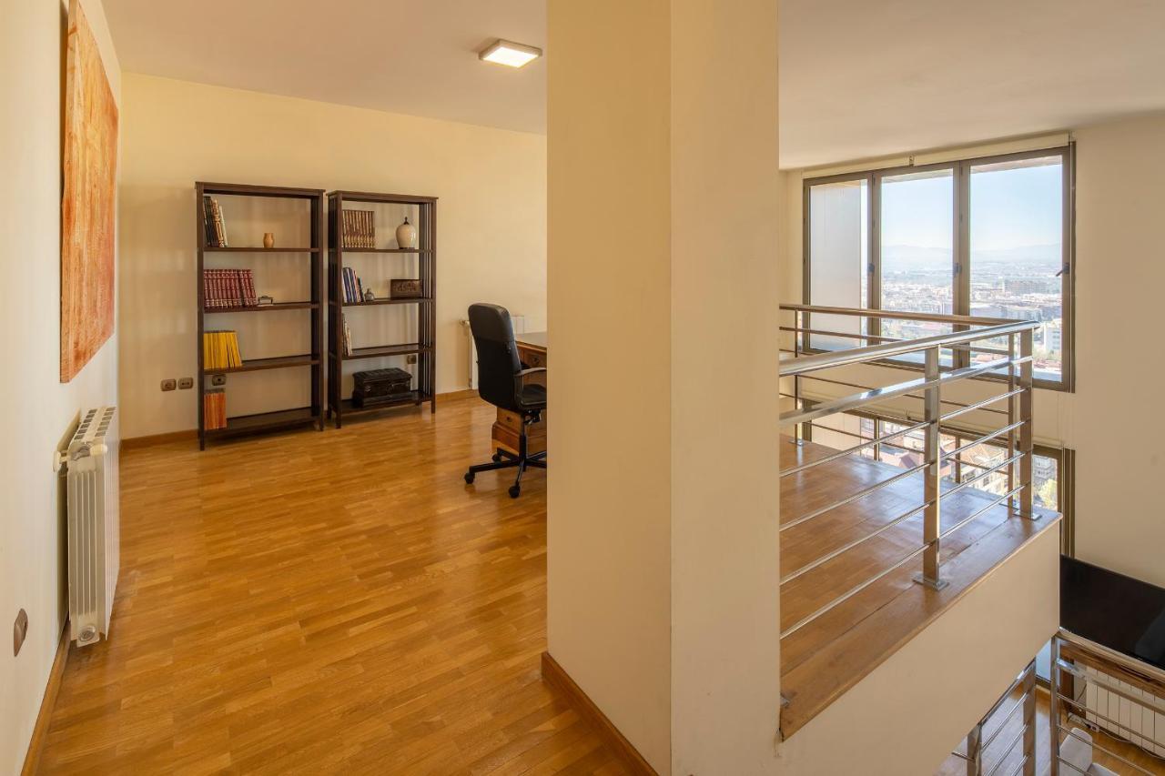 Atico Top Granada, Penthouse, 18-19Th Floor, City Centre, Views, Terrace, Free Parking מראה חיצוני תמונה